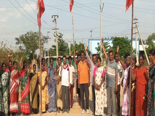 ‘పేదలకు ఇంటి స్థలాలు ఇవ్వాలి’