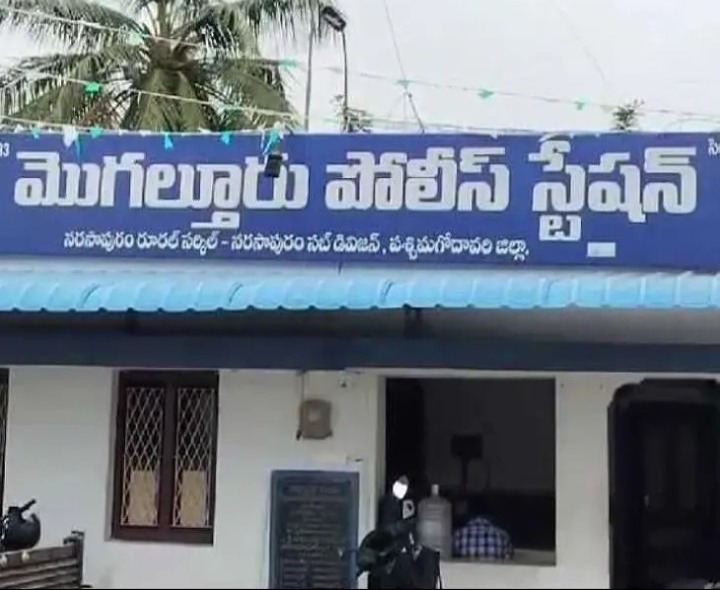 మద్యం మత్తులో దాడి.. ఇద్దరికి గాయాలు
