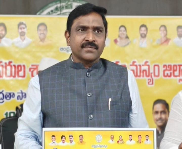 ‘వంద రోజుల్లో నిర్ధిష్ట లక్ష్యాలతో నీటి సంరక్షణ పనులు చేయాలి’