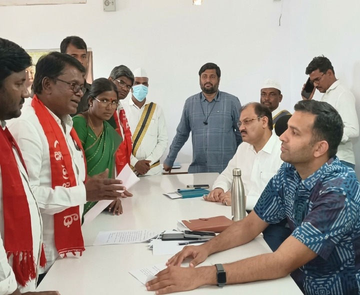 అప్పక్పల్లి-కోయిలకొండ రోడ్డు పూర్తి చేయాలి
