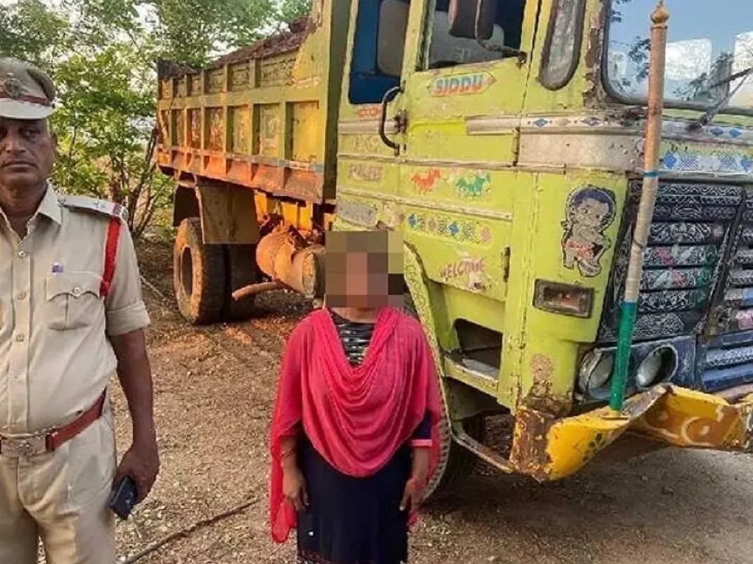 అక్రమ మొరం తవ్వకాలపై కఠిన చర్యలు: కలెక్టర్