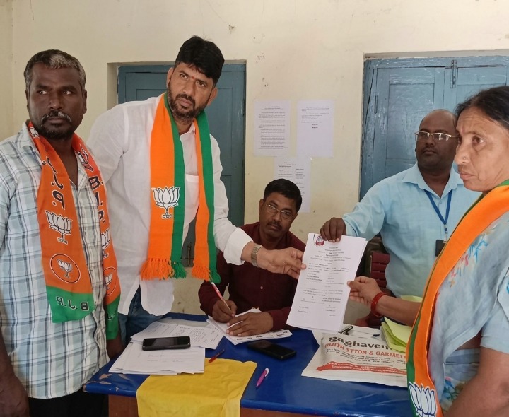 6వ వార్డు బీజేపీ అభ్యర్థి నామినేషన్