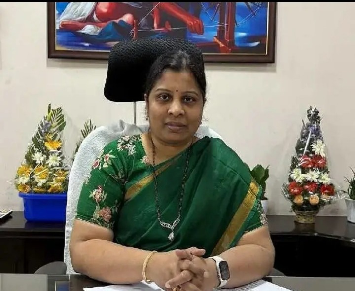 వాణిజ్య పన్నుల వసూళ్లలో విశాఖ టాప్