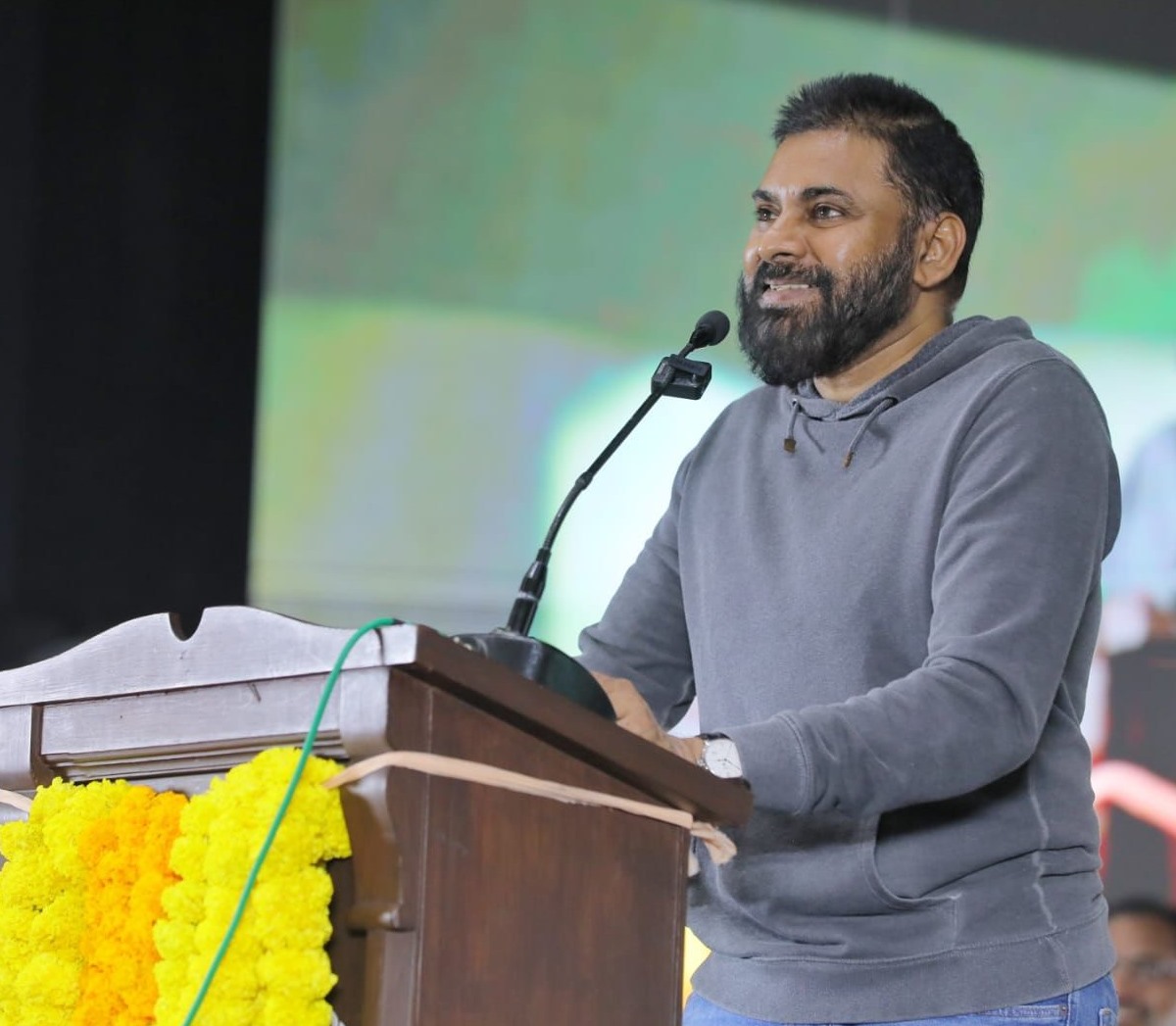 ఏప్రిల్ 6వ తేదీ చరిత్రలో నిలిచిపోతుంది: పవన్