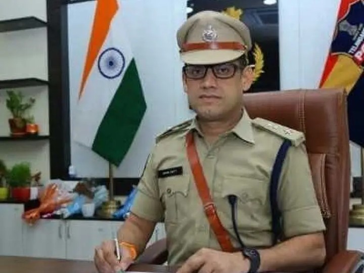 పోలీస్ శాఖ ఆధ్వర్యంలో పాత వస్తువులకు వేలం