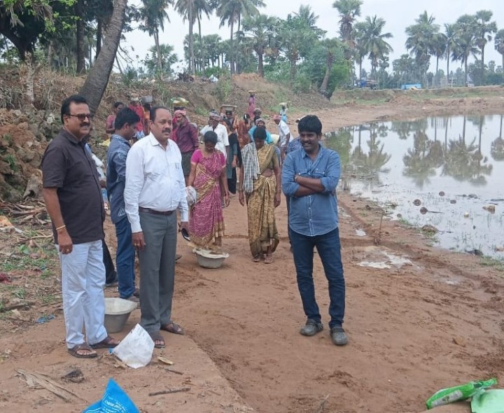 క్షేత్రస్థాయిలో పర్యటించిన జాయింట్ కలెక్టర్
