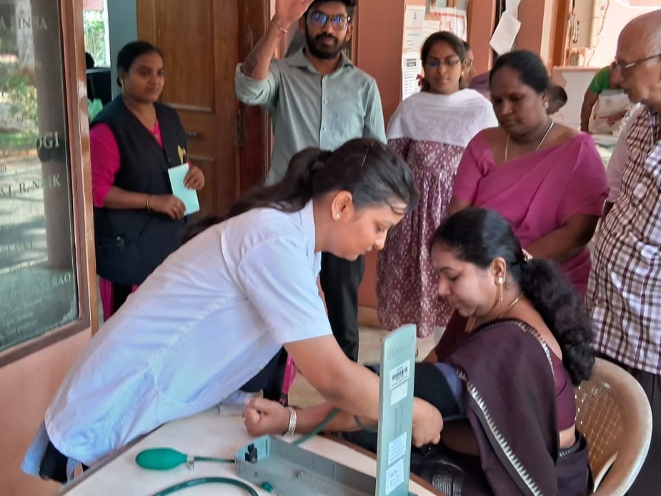 ‘మహిళా ఉద్యోగులు ఆరోగ్యంపై శ్రద్ధ చూపాలి’