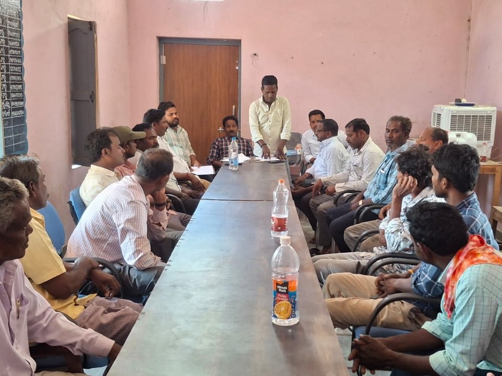 ‘తాపీ మేస్త్రీలు ప్రభుత్వ నిబంధనలు తప్పక పాటించాలి’