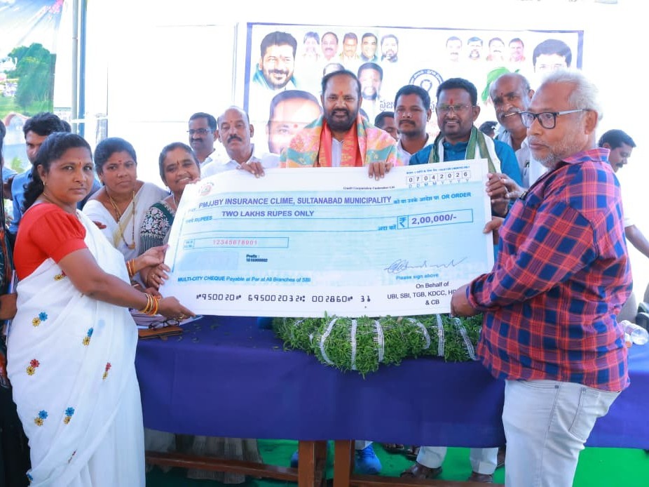 సుల్తానాబాద్‌ను అద్దంలా తీర్చిదిద్దుతాం: ఎమ్మెల్యే