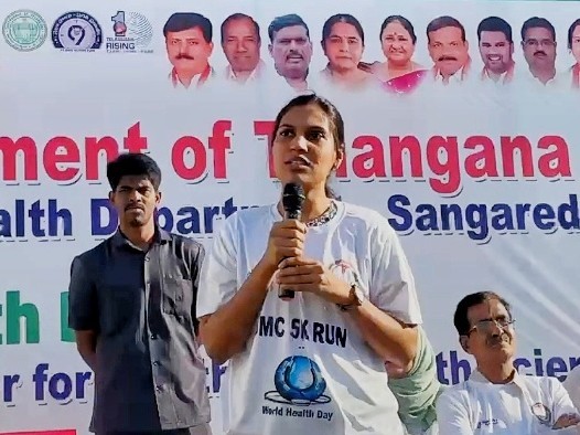 ఆరోగ్యవంతమైన సమాజాన్ని నిర్మిద్దాం: కలెక్టర్