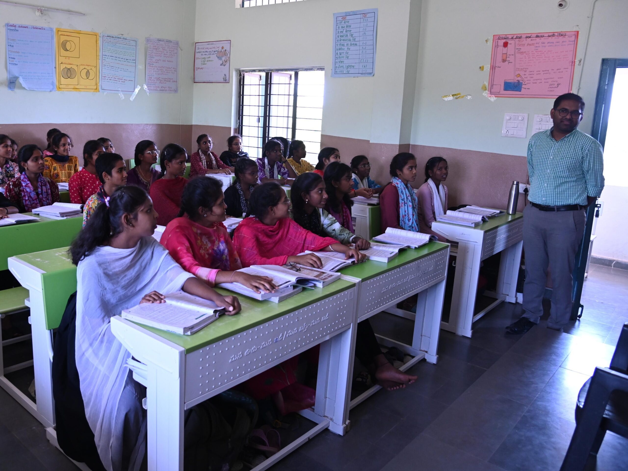 జూలపల్లి లో కలెక్టర్ ఆకస్మిక పర్యటన