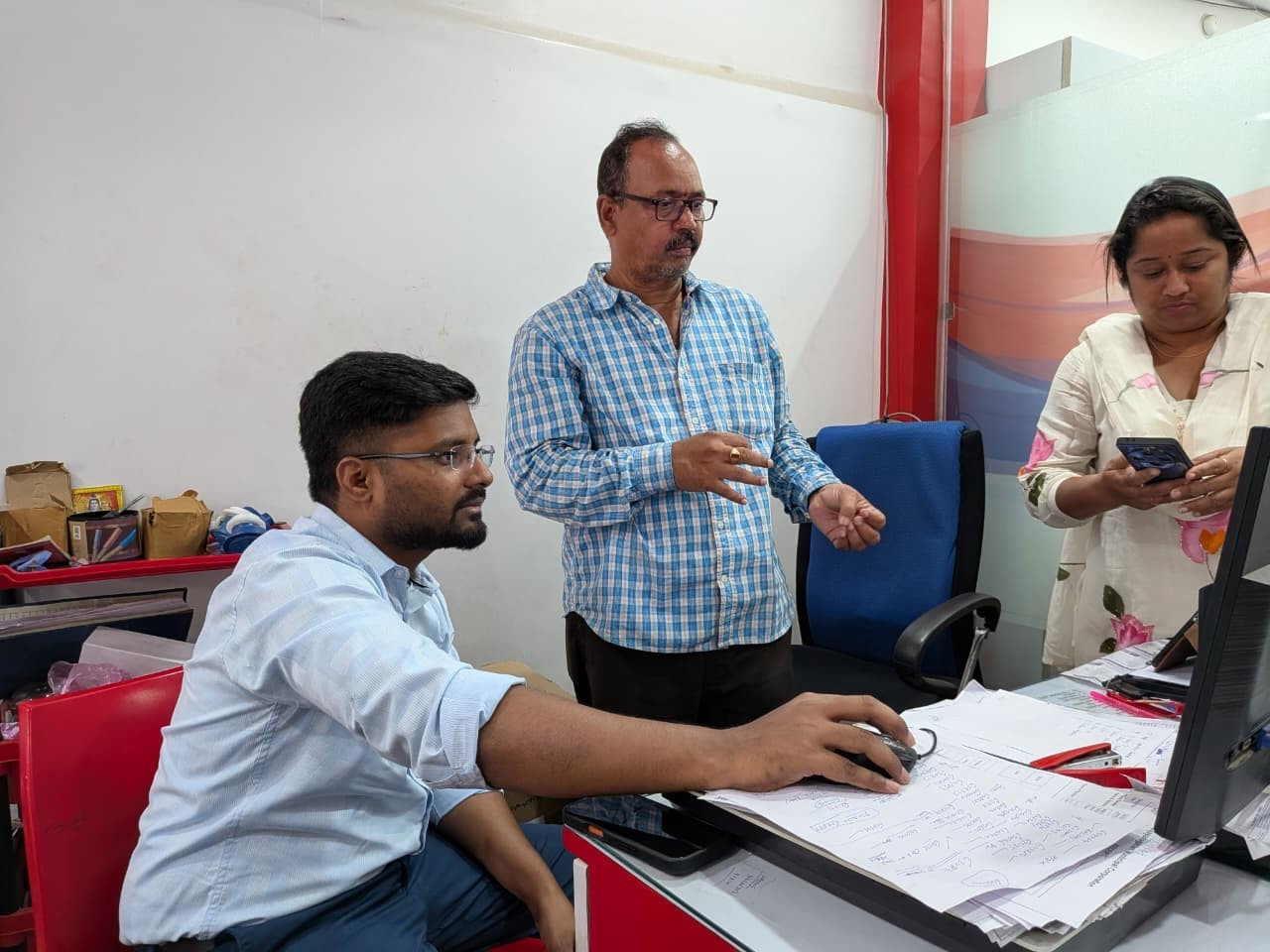 గ్యాస్ ఏజెన్సీ ఆకస్మిక తనిఖీ