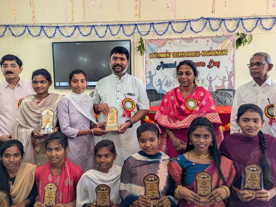 డిగ్రీ కళాశాల వార్షికోత్సవ వేడుకల్లో పాల్గొన్నఎమ్మెల్యే