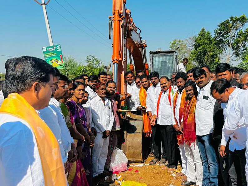 రూ.12 కోట్లతో బీటీ రోడ్డు పనులకు శంకుస్థాపన