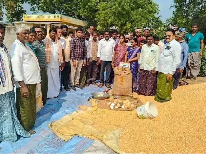 కొనుగోలు కేంద్రం ప్రారంభించిన సర్పంచ్