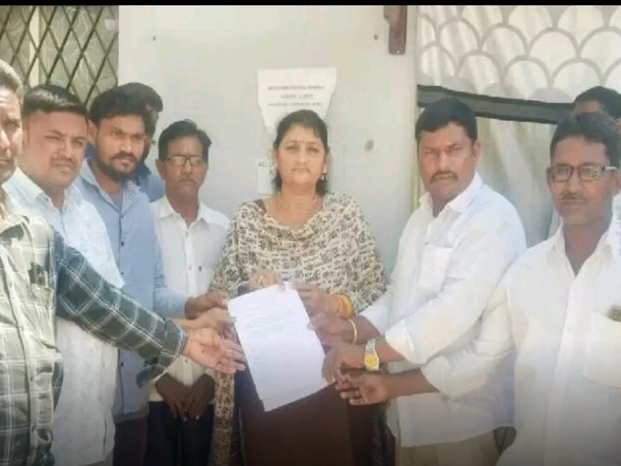 బేల: ‘ఇసుక బుకింగ్ ONLINE సమస్యలు’