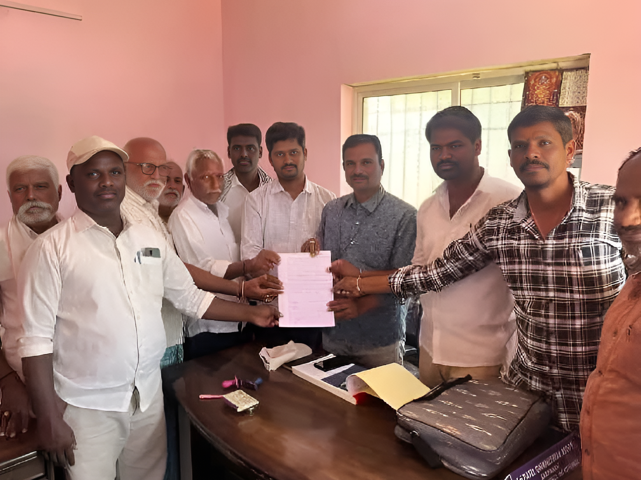 మాజీ సర్పంచులు పెండింగు బిల్లులపై ఆందోళన