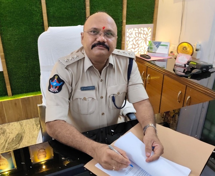 కడప డీఎస్పీపై బదిలీ వేటు