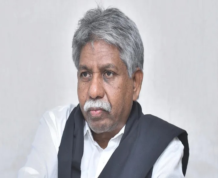 కుల వ్యవస్థకు కారణం బ్రాహ్మణులే: మందకృష్ణ