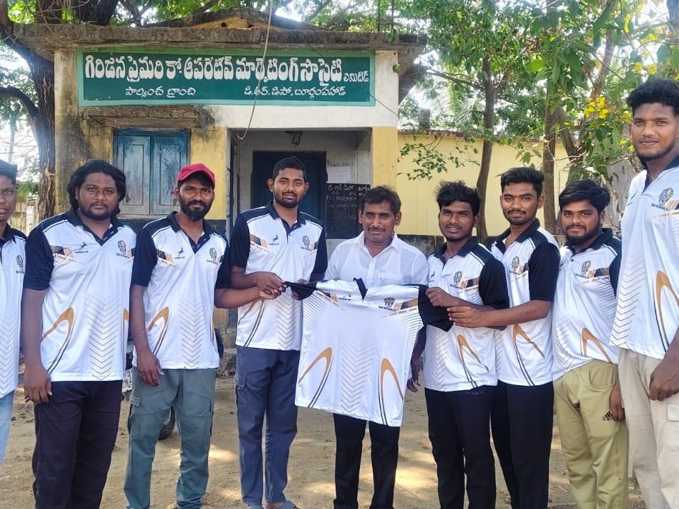 బూర్గంపాడు పేరును నిలబెట్టాలి: సర్పంచ్