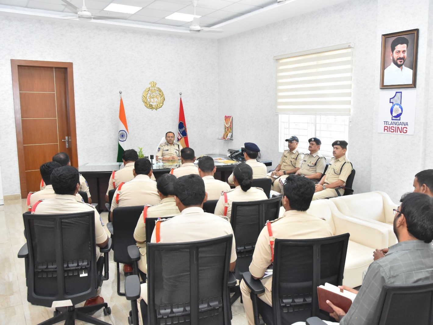 చోరీలపై ఫోకస్.. సీసీ కెమెరాల పెంపు