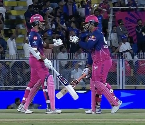 IPL చరిత్రలో పవర్‌ప్లేలో అత్యధిక సిక్సర్లు!