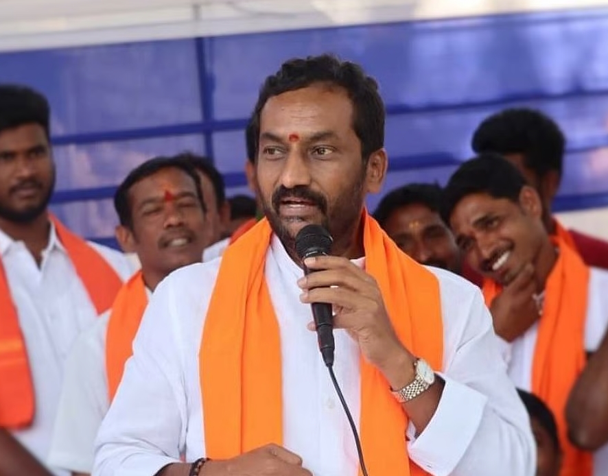 గ్రామాల అభివృద్ధికి కృషి చేస్తా: ఎంపీ రఘునందన్