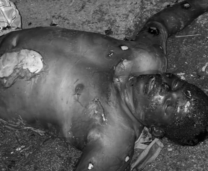 పెట్రోల్ పోసుకొని వ్యక్తి ఆత్మహత్యాయత్నం