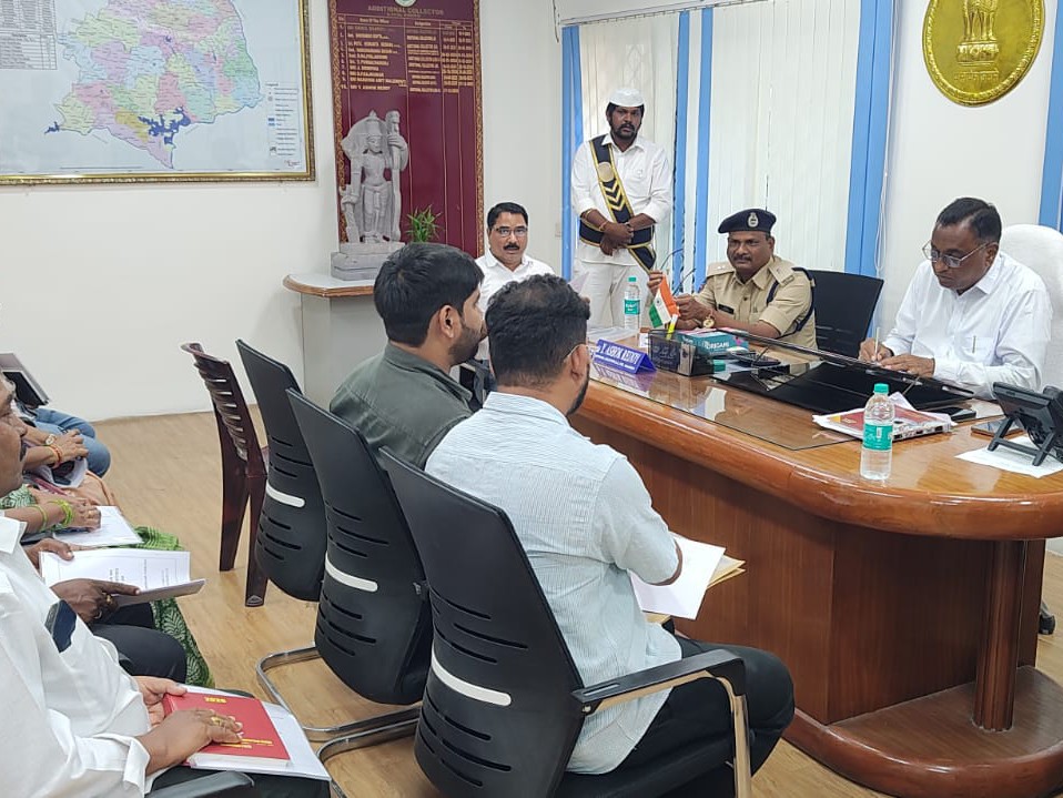 ఓపెన్ స్కూల్ పరీక్షలు.. అదనపు కలెక్టర్ సమీక్ష