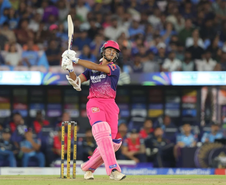 అభిషేక్ రికార్డ్ బ్రేక్ చేసిన జైస్వాల్