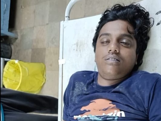 ఫోన్ ఛార్జింగ్ పెడుతుండగా విద్యుత్ షాక్‌తో మృతి