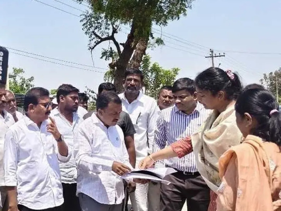 అల్గునూరు, నల్లగొండలో ప్రభుత్వ స్థలాల పరిశీలన