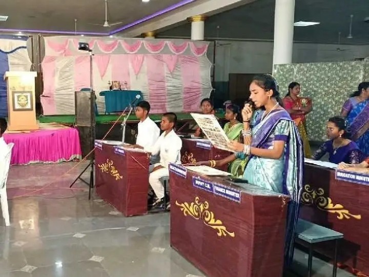 విద్యార్థుల ‘మాక్ అసెంబ్లీ’ అమోఘం!