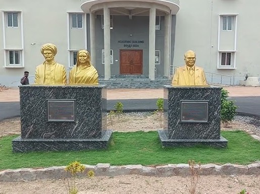 తెలుగు యూనివర్సిటీలో లలిత కళల పై సమ్మర్ ట్రైనింగ్