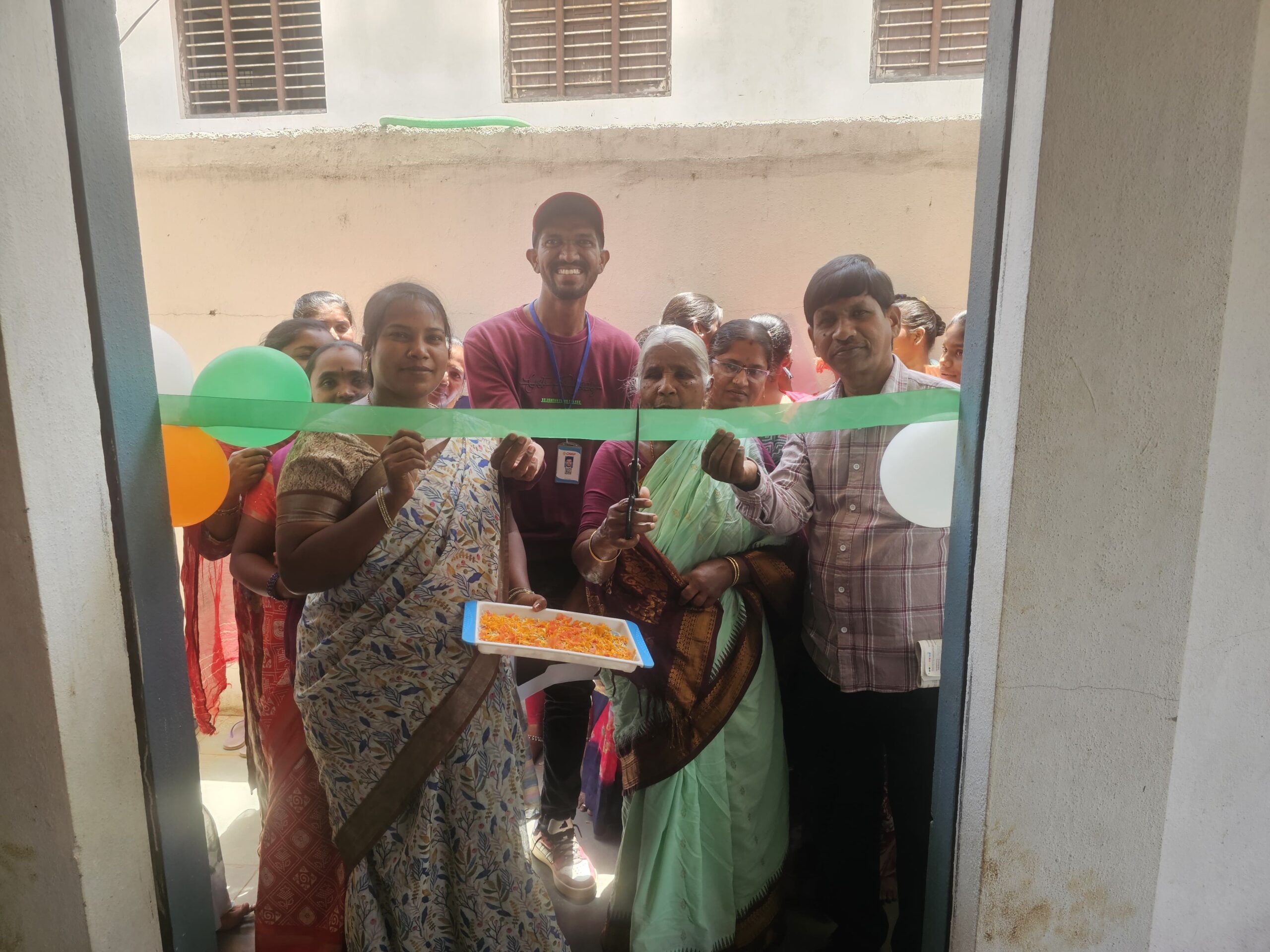 ఉచిత టైలరింగ్ శిక్షణ కార్యక్రమం ప్రారంభం