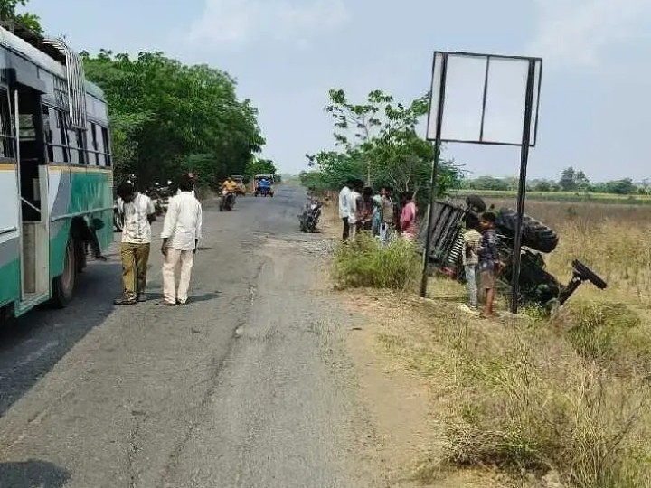 రోడ్డు ప్రమాదంలో కాంట్రాక్ట్ డ్రైవర్ మృతి