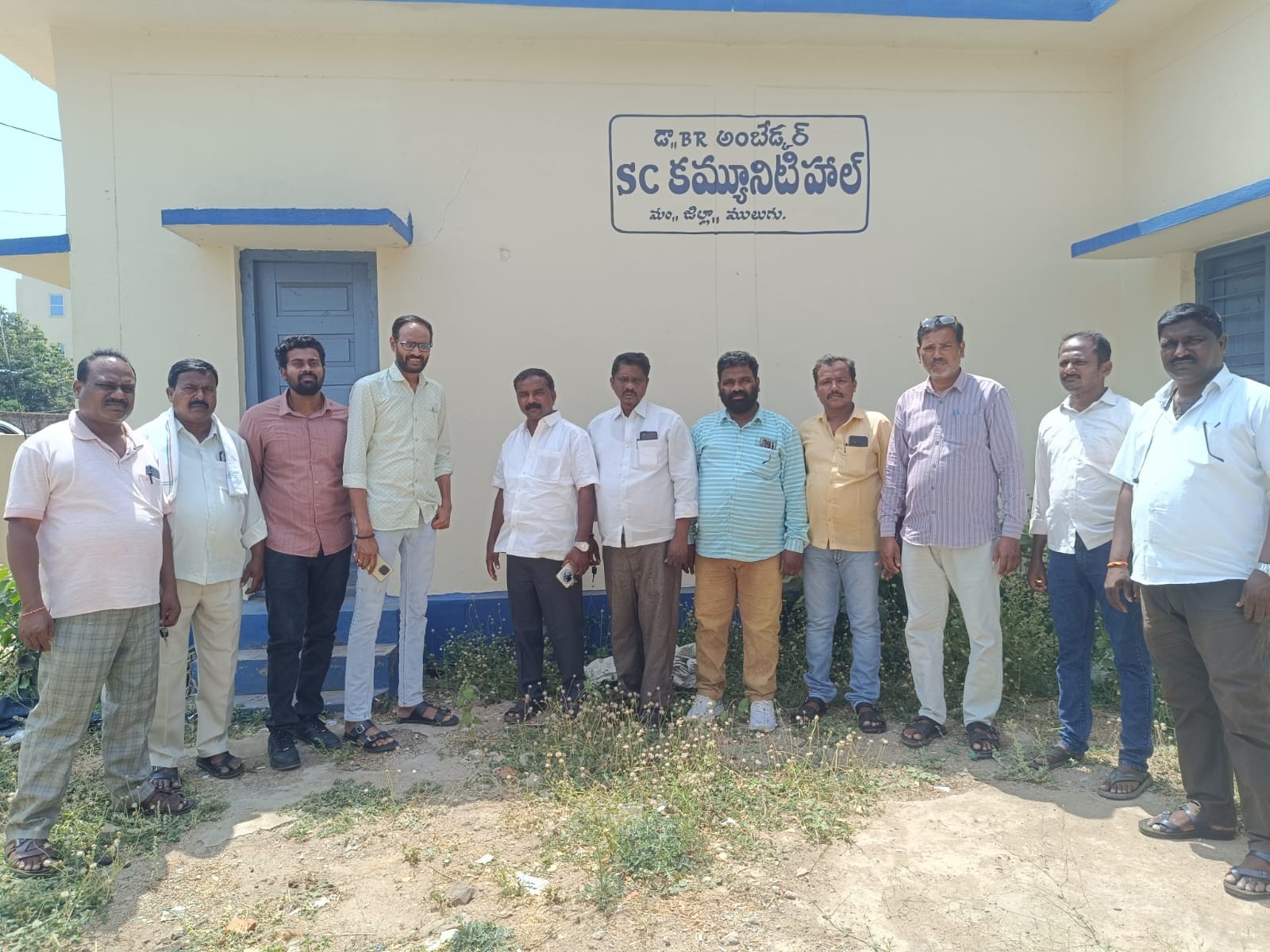 అంబేద్కర్ కమిటీ హాల్ పనులు పరిశీలన