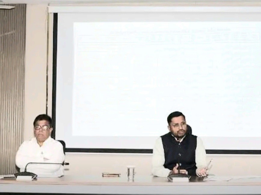 ధాన్యం కొనుగోలు సజావుగా నిర్వహించాలి: కలెక్టర్