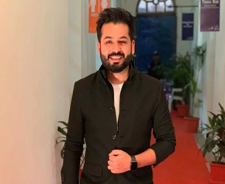 బాంబే హైకోర్టులో ఆదిత్యధర్‌కు ఊరట