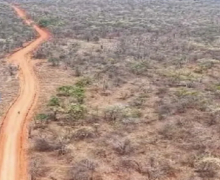 పోలీస్ శాఖ సమన్వయం.. రోడ్డు అభివృద్ధి