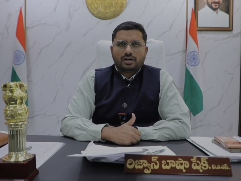 జిల్లాకు ‘లైవ్లీ హుడ్’ ప్రోగ్రాం: కలెక్టర్