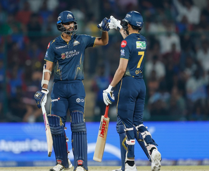 DC vs GT: గిల్ హాఫ్ సెంచరీ