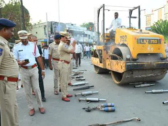 నల్లగొండలో మాడిఫైడ్ సైలెన్సర్స్ ధ్వంసం