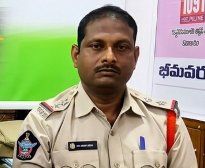 పేకాట స్థావరంపై దాడి.. 11 మంది అరెస్ట్