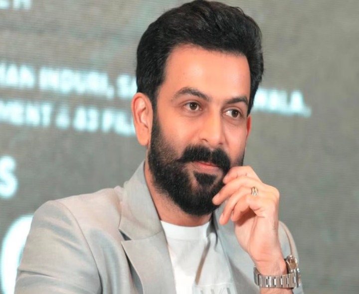 ఓటు వేసిన హీరో పృథ్వీరాజ్ సుకుమారన్