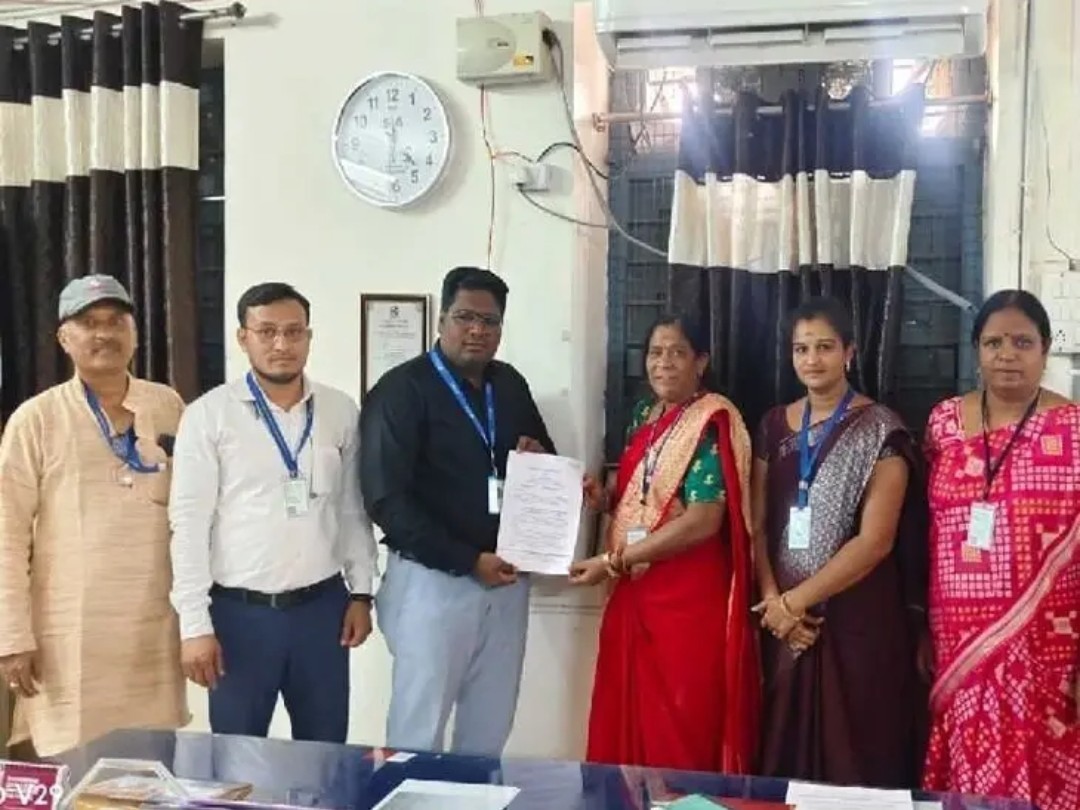 విద్యార్థులకు ఏఐ, సైబర్ సెక్యూరిటీలో ఉచిత శిక్షణ