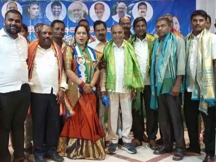 నియోజకవర్గంలోని మాజీ సర్పంచ్‌లకు సన్మానం