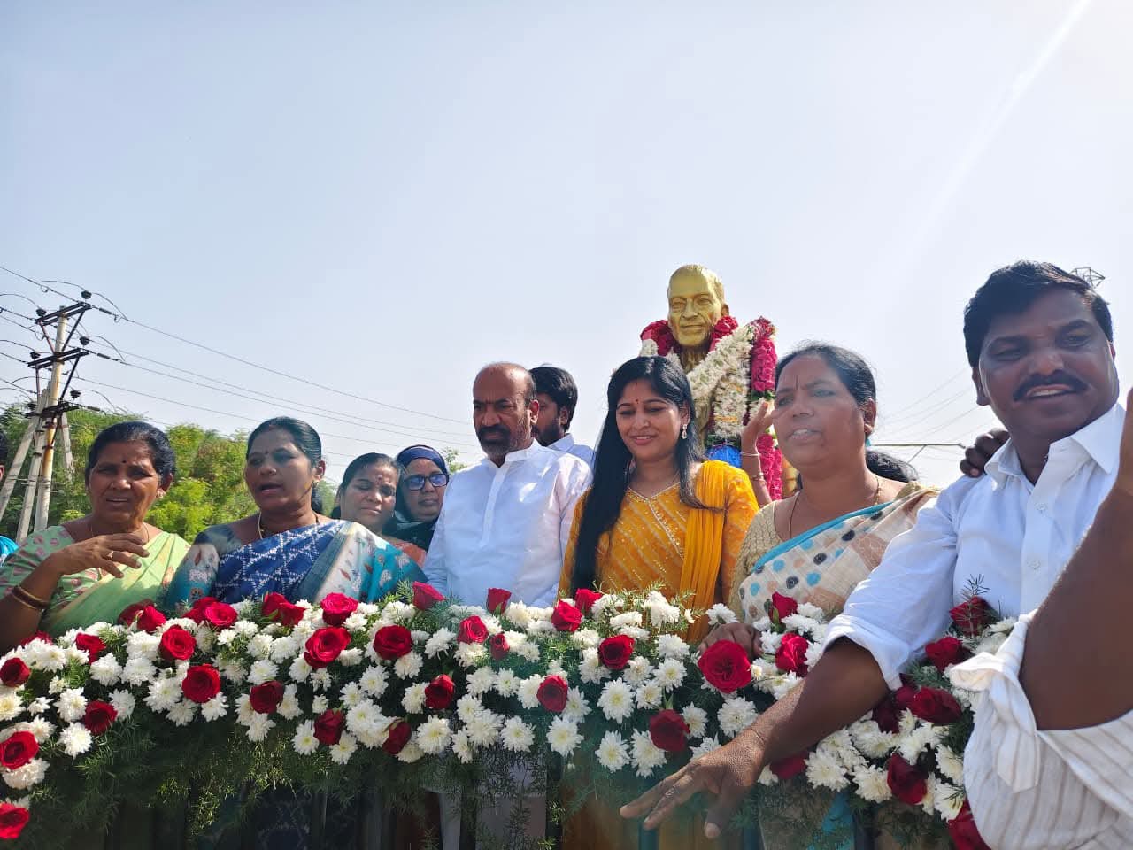 ఫాదర్ విన్సెంట్ ఫెర్రర్‌కు ఘన నివాళ్లు