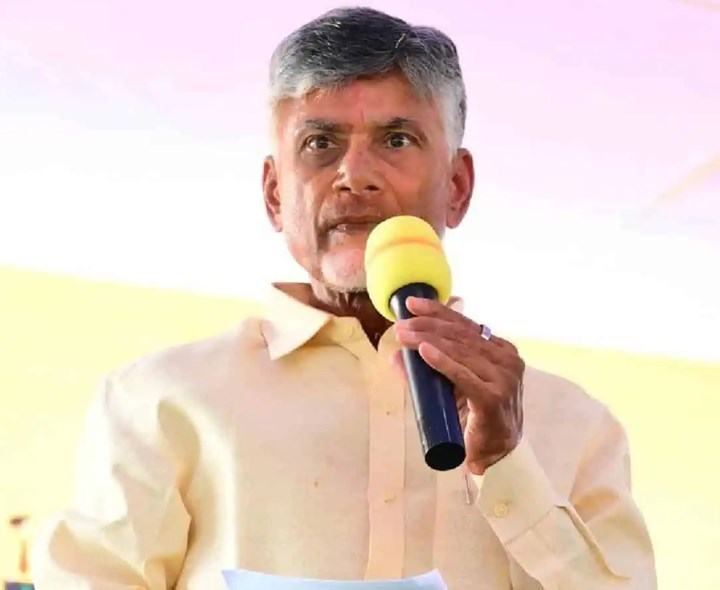 16,816 గ్రామాలు రీ సర్వే చేయాలి: CM చంద్రబాబు