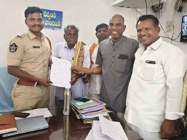 ‘దేవస్థానం కబ్జా భూమిని విడిపించాలి’